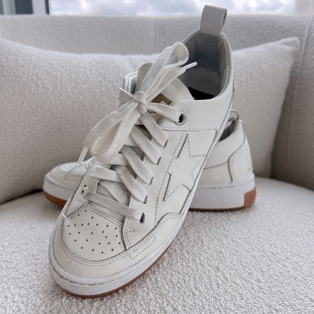 Golden Goose Deluxe Brand Yeah low-top lace-up sneakers